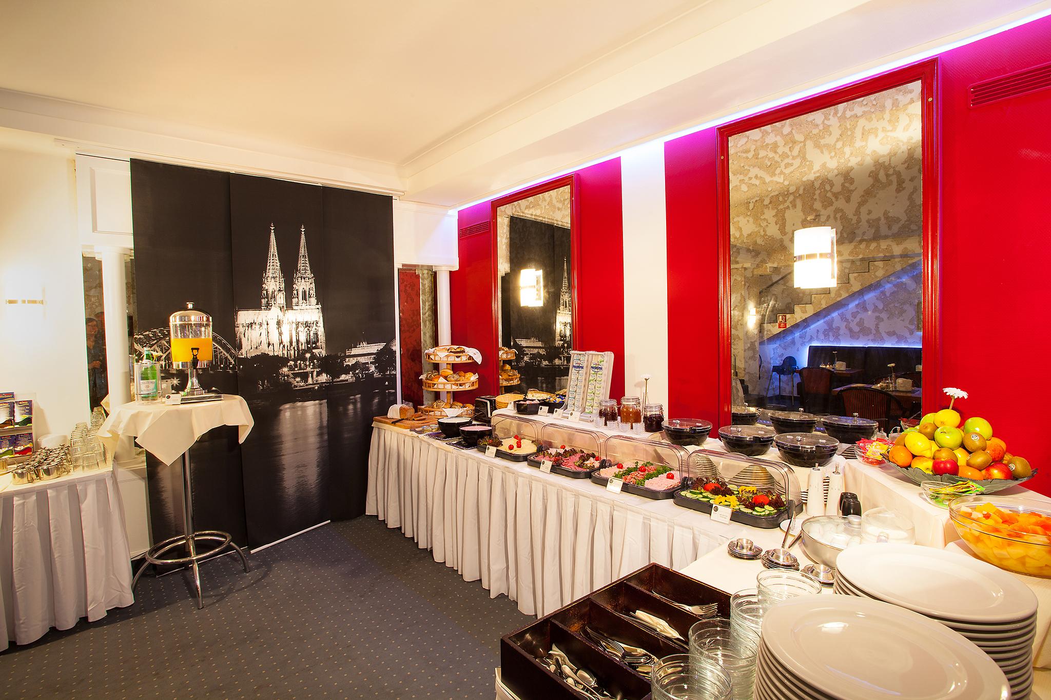 Ina Hotel Royal Kolín nad Rýnem Exteriér fotografie