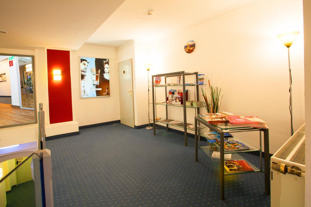 Ina Hotel Royal Kolín nad Rýnem Exteriér fotografie
