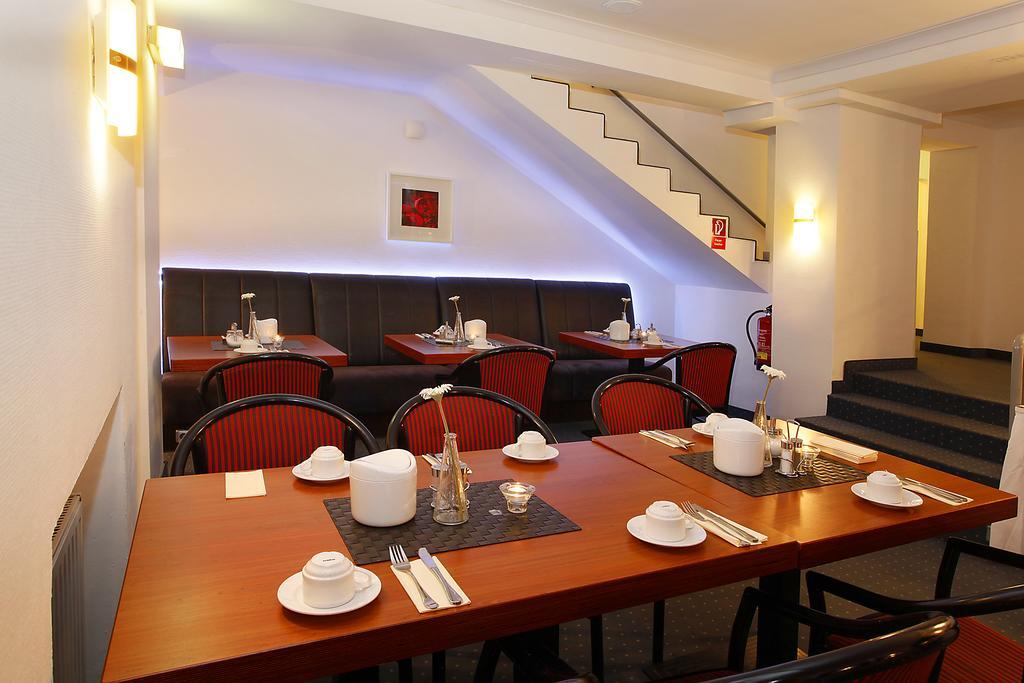 Ina Hotel Royal Kolín nad Rýnem Exteriér fotografie